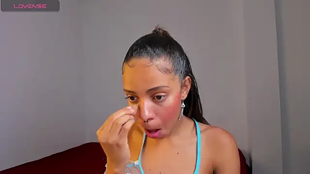 yumi hanna online show from 03-09-26, 12:14