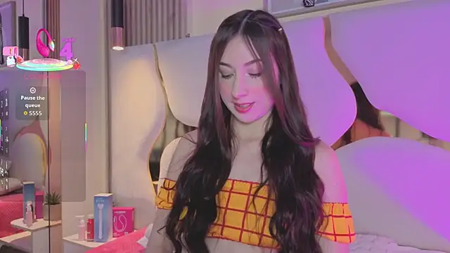 SofiJones  online show from 11-21-25, 10:31