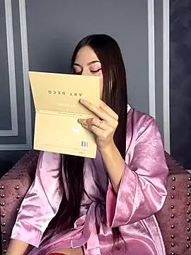 SofiJones  online show from 11-11-25, 09:20