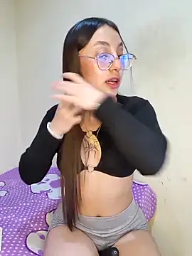 StefaniaFoxx  online show from 04-25-26, 04:26