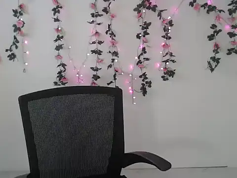 miss anna094 online show from 09-10-25, 10:53