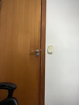 Snapshot of lucioliveira chatting on 02-12-26, 02:39 lucioliveira online show from 02-12-26, 02:39