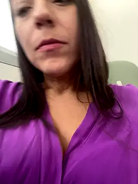 lucioliveira online show from 10-09-25, 03:12