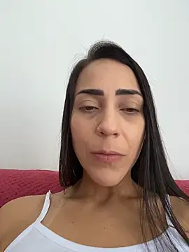 lucioliveira online show from 05-19-26, 02:46