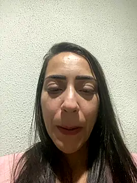 lucioliveira online show from 11-25-25, 04:02