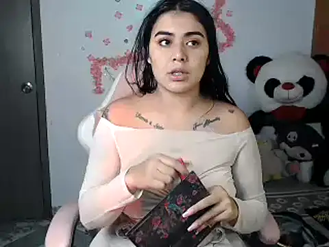 sophiadaza666 online show from 05-01-26, 11:54
