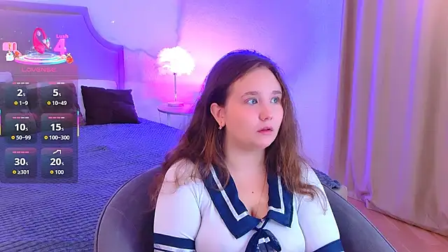 Snapshot of VelvetVixenCute chatting on 09-15-25, 05:30 VelvetVixenCute online show from 09-15-25, 05:30