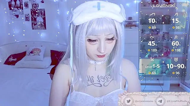 Snapshot of Crystal_somnia chatting on 07-17-26, 12:19 Crystal somnia online show from 07-17-26, 12:19