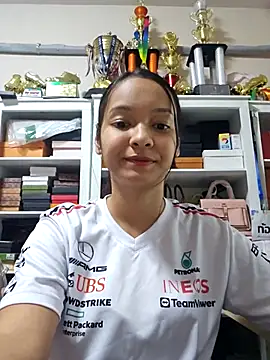 Snapshot of Natural_Asian_Girl chatting on 10-17-25, 02:30 Natural Asian Girl online show from 10-17-25, 02:30