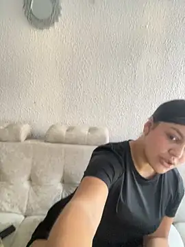 lunita sweet5 online show from 10-24-25, 09:58