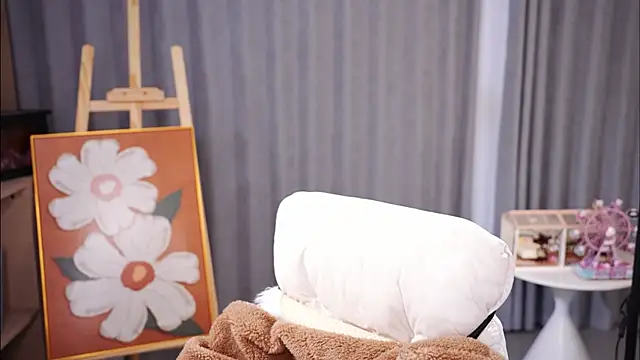 karina0703 online show from 12-17-25, 09:36