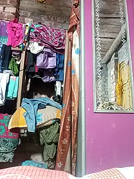 riyanag2 online show from 10-31-25, 02:02