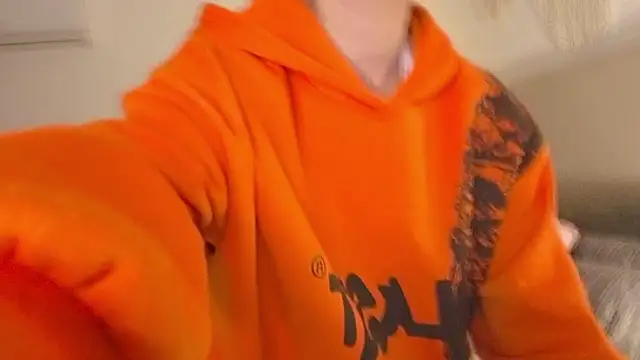 Little mia   online show from 02-12-26, 10:53