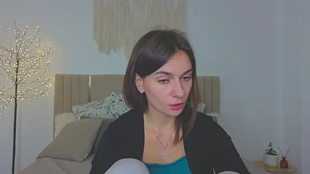 Little mia   online show from 12-02-25, 10:33