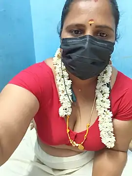 Snapshot of Tamil_Sweety chatting on 06-29-26, 06:29 Tamil Sweety online show from 06-29-26, 06:29