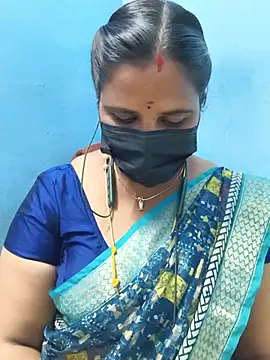 Snapshot of Tamil_Sweety chatting on 07-08-26, 06:52 Tamil Sweety online show from 07-08-26, 06:52
