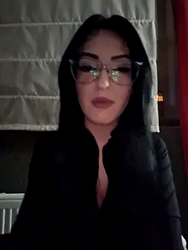 Snapshot of AllexyAle chatting on 10-25-25, 07:58 AllexyAle online show from 10-25-25, 07:58