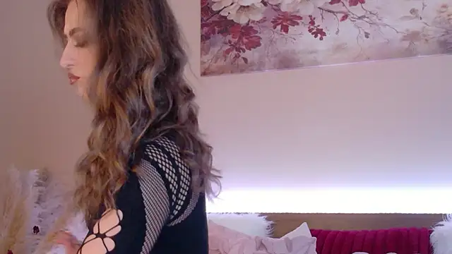 Sienna Voss online show from 06-04-26, 08:24
