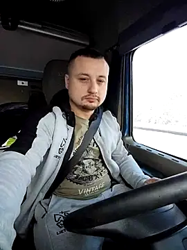 Amberdual online show from 01-08-26, 11:16