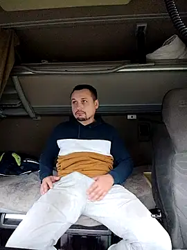 Amberdual online show from 10-29-25, 09:30