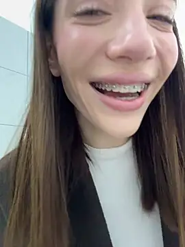 BallerinaCappuccino  online show from 04-12-26, 03:43