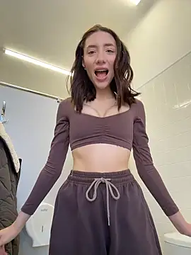 Snapshot of BallerinaCappuccino_ chatting on 02-21-26, 07:32 BallerinaCappuccino online show from 02-21-26, 07:32