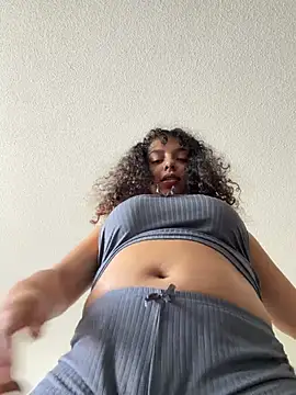 allybluee777 online show from 04-29-26, 05:30