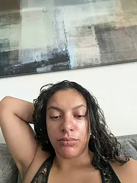 allybluee777 online show from 05-05-26, 04:10
