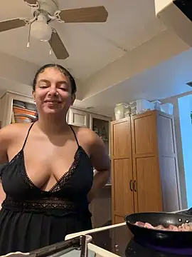 allybluee777 online show from 05-06-26, 05:28