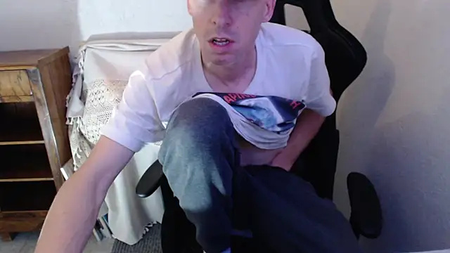 sakiramissy online show from 11-15-25, 09:08