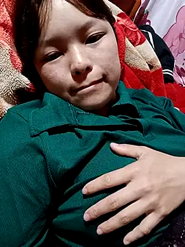 XoiXoi232 online show from 10-11-25, 12:00