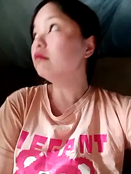 XoiXoi232 online show from 04-09-26, 08:42