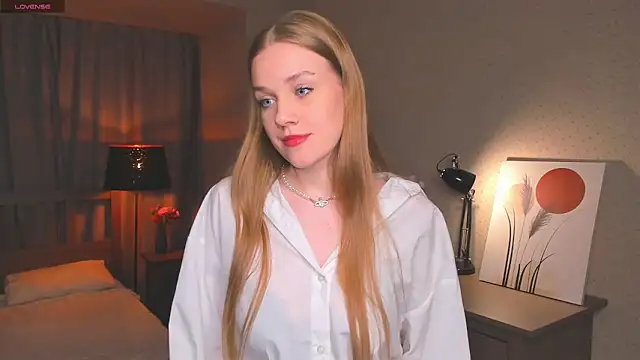 Snapshot of OdellaFrake chatting on 09-13-25, 08:09 OdellaFrake online show from 09-13-25, 08:09