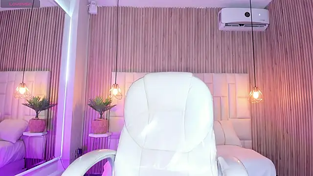 Cloe Black online show from 11-08-25, 04:27