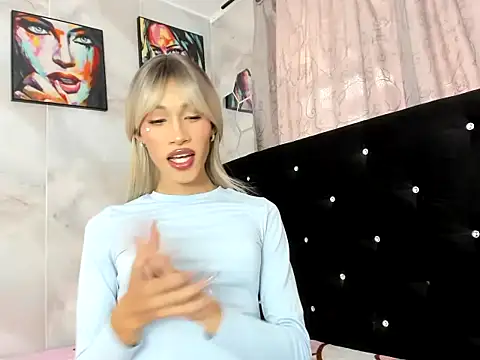 samara novice18 online show from 10-29-25, 08:41