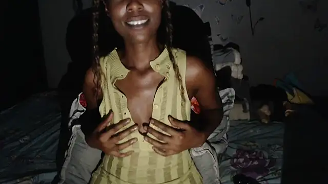 blueyXxX online show from 10-01-25, 10:24