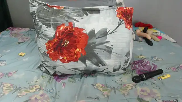 blueyXxX online show from 10-11-25, 07:09