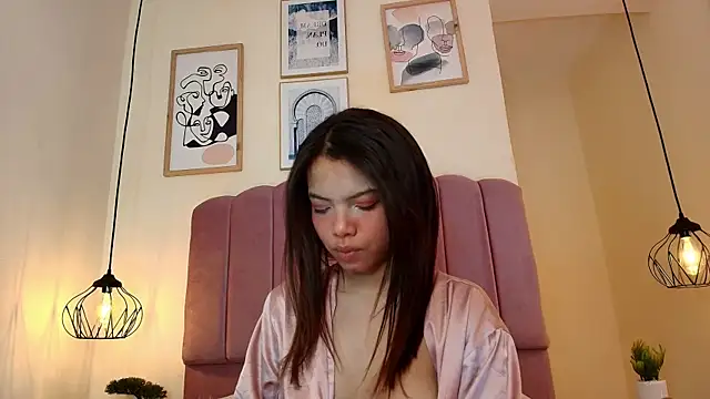 Isabelgh  online show from 10-29-25, 03:38