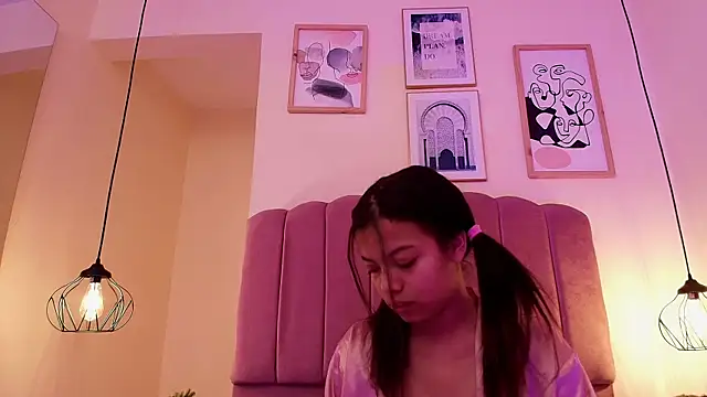 Isabelgh  online show from 11-28-25, 03:39