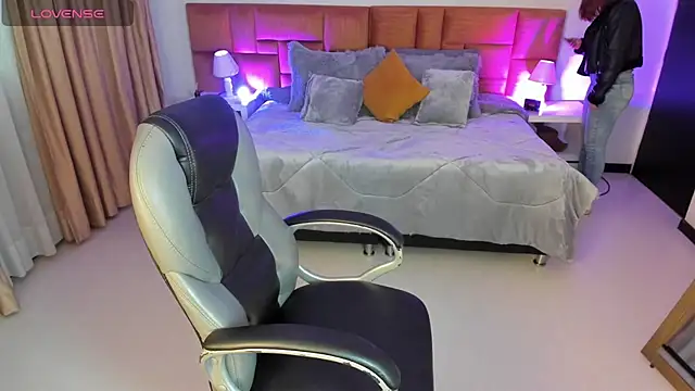 Catti Brie online show from 09-10-25, 11:31