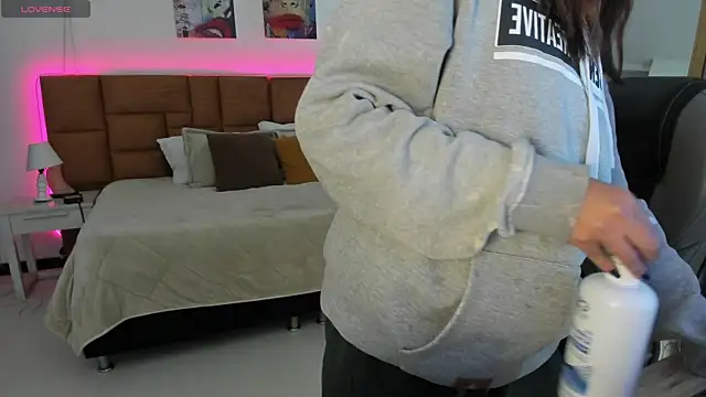 Catti Brie online show from 05-19-26, 11:50