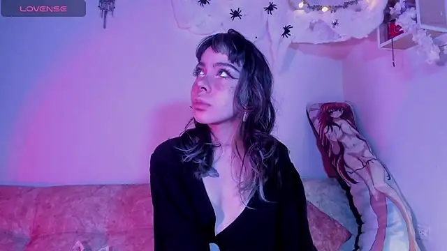 dark  nymph online show from 10-24-25, 12:26