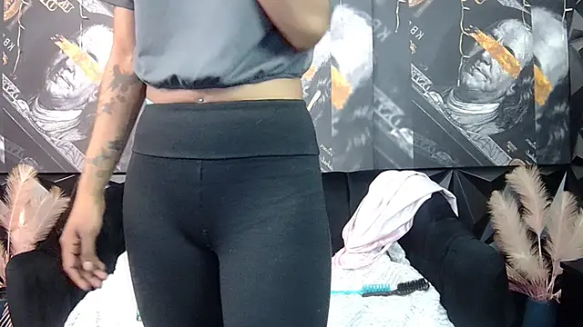 Lilmisbaddyxxx online show from 11-27-25, 05:02