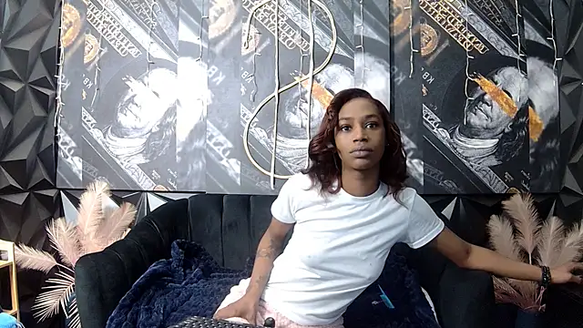 Lilmisbaddyxxx online show from 11-17-25, 04:11