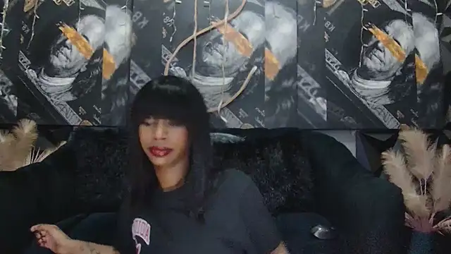 Lilmisbaddyxxx online show from 03-31-26, 04:09