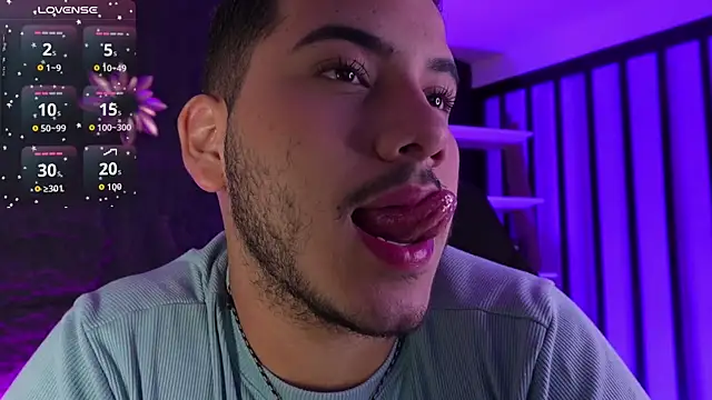 Axel grey  online show from 12-15-25, 12:11