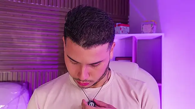 Axel grey  online show from 12-03-25, 12:26