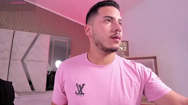 Axel grey  online show from 01-18-26, 12:08