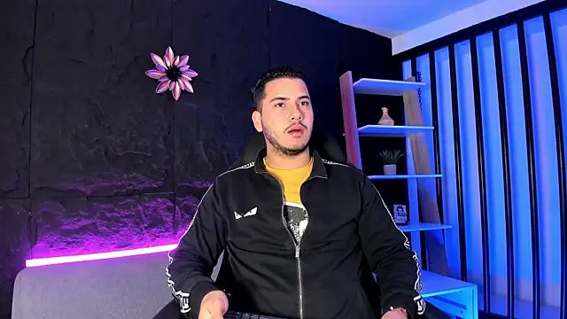 Axel grey  online show from 12-16-25, 12:20