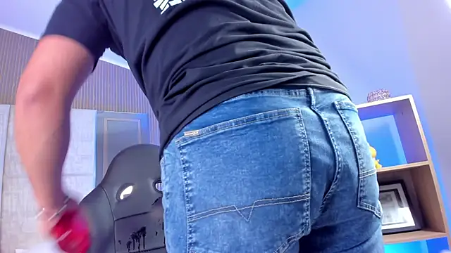 Axel grey  online show from 03-23-26, 12:49